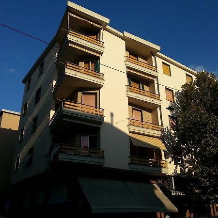 Casa Al Mare Apartment Albisola Superiore Exterior photo